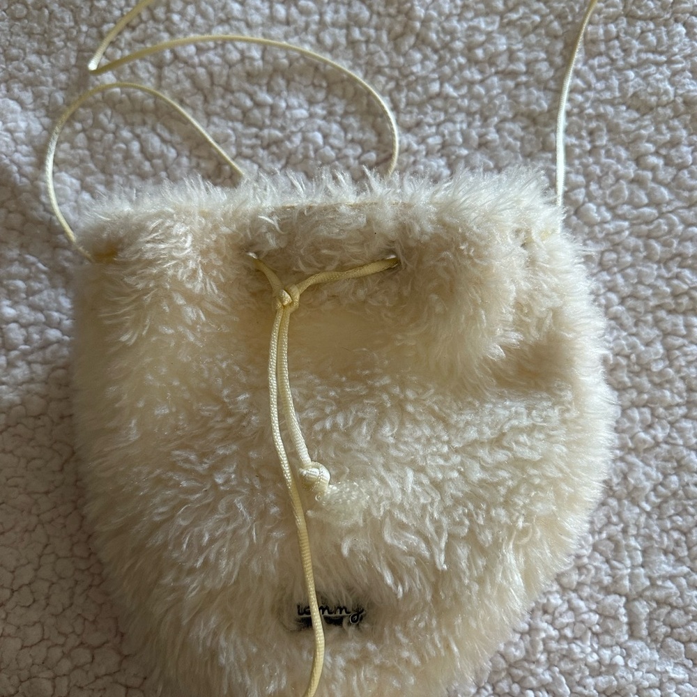 Tommy Hilfiger Fur Drawstring Bucket Bag - Cream